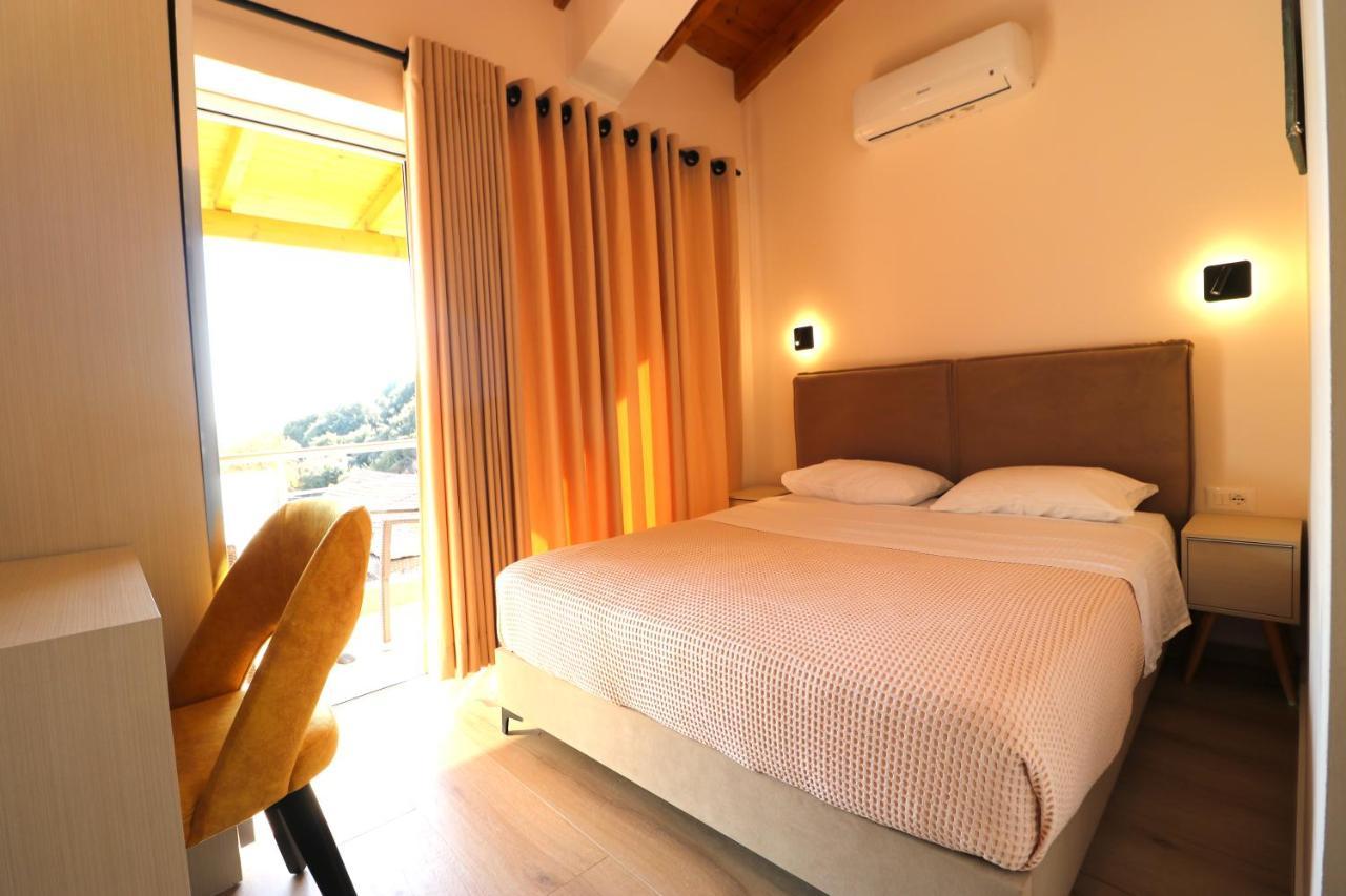 Fegi Rooms Himare Eksteriør bilde