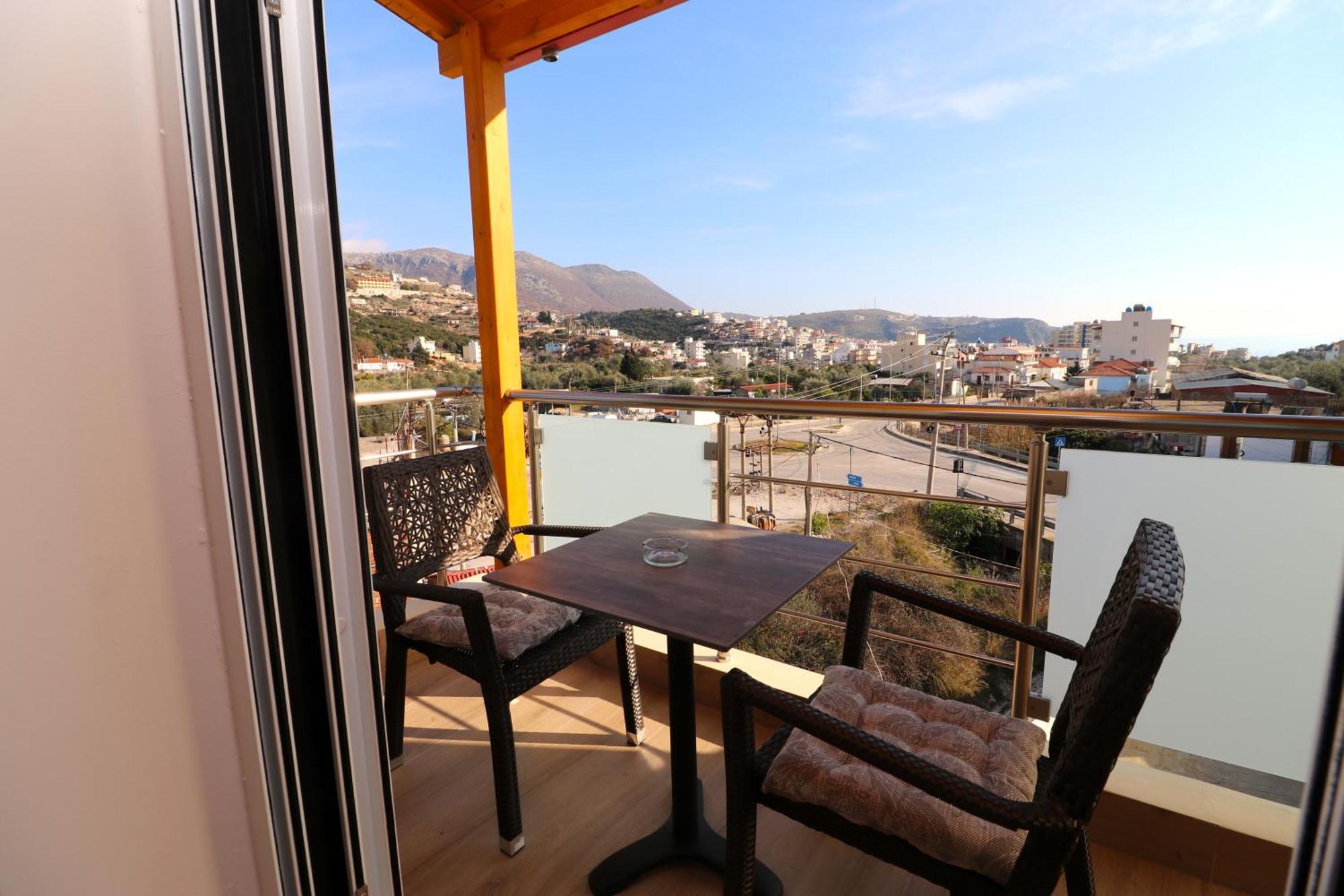 Fegi Rooms Himare Eksteriør bilde